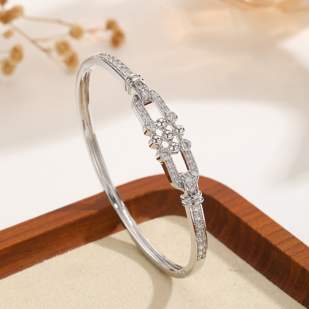 Middle Eastern-style Fashion Horseshoe Buckle Bracelet For Women Light Luxury Vibe