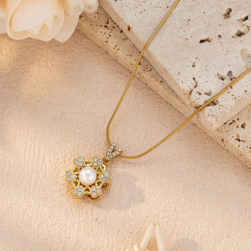 Rotating Flower Shaped Stainless Steel Pendant Necklace